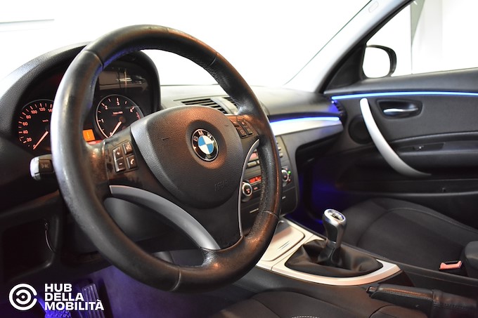 BMW 116d 2.0 116CV cat 5 porte Attiva DPF